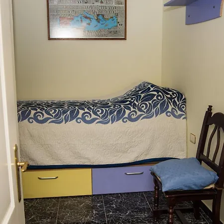 Apartment Comfortable Flat In Isabel